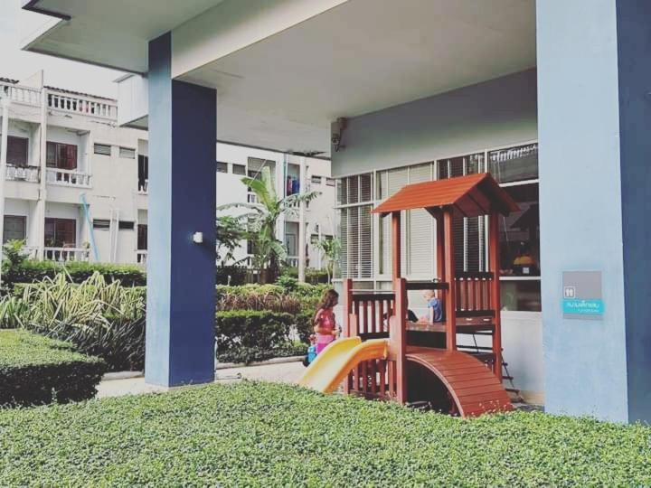 2 ห้องนอน 2 ห้องน้ำ Seaview Jomtien ชั้น18 Lägenhet Exteriör bild