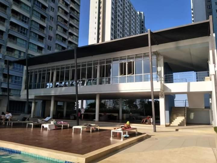2 ห้องนอน 2 ห้องน้ำ Seaview Jomtien ชั้น18 Lägenhet Exteriör bild