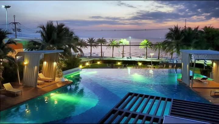 2 ห้องนอน 2 ห้องน้ำ Seaview Jomtien ชั้น18 Lägenhet Exteriör bild