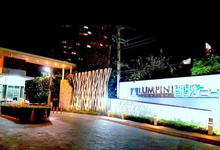 2 ห้องนอน 2 ห้องน้ำ Seaview Jomtien ชั้น18 Lägenhet Exteriör bild